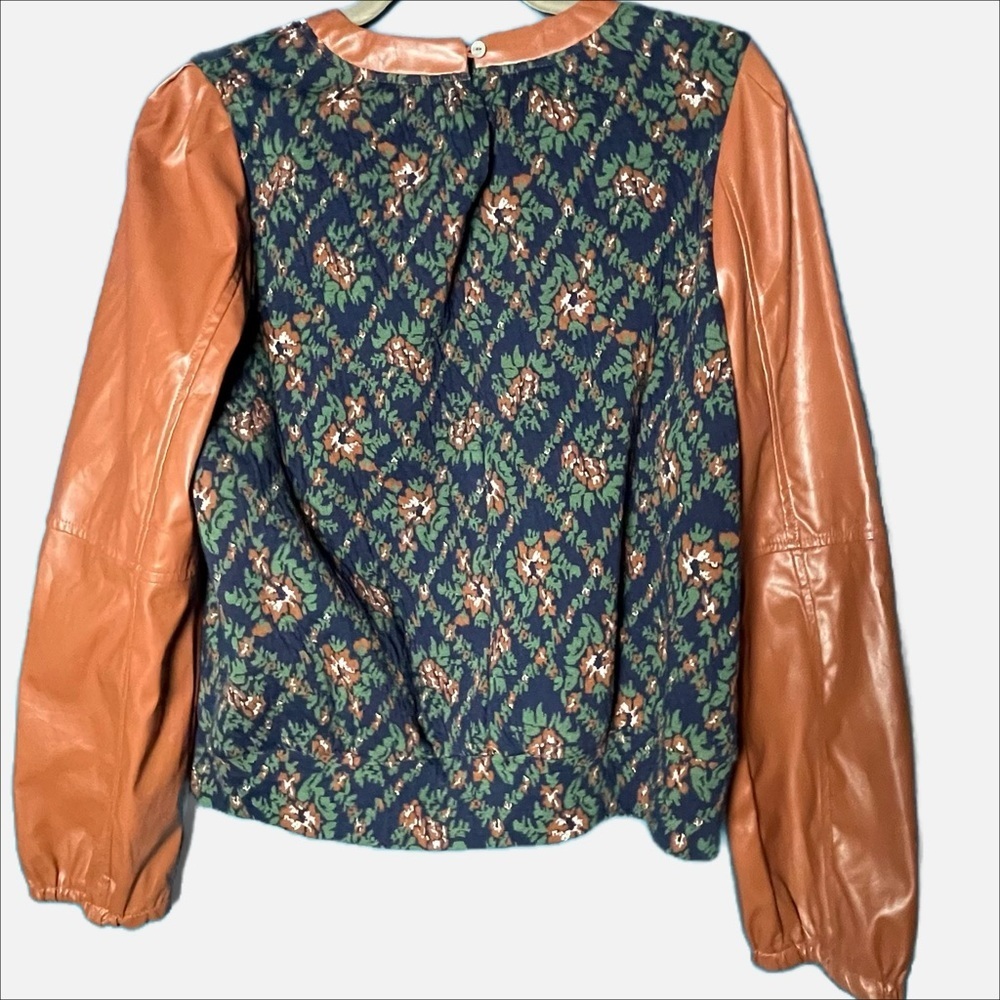 VOY Floral Faux Leather Sleeve Top Western Boho Boutique Blouse Medium - Picture 4 of 5